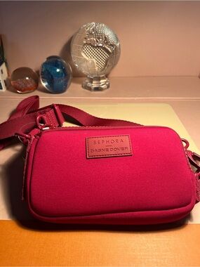 SEPHORA ❤️ DAGNE DOVER - Sling bag NEW !